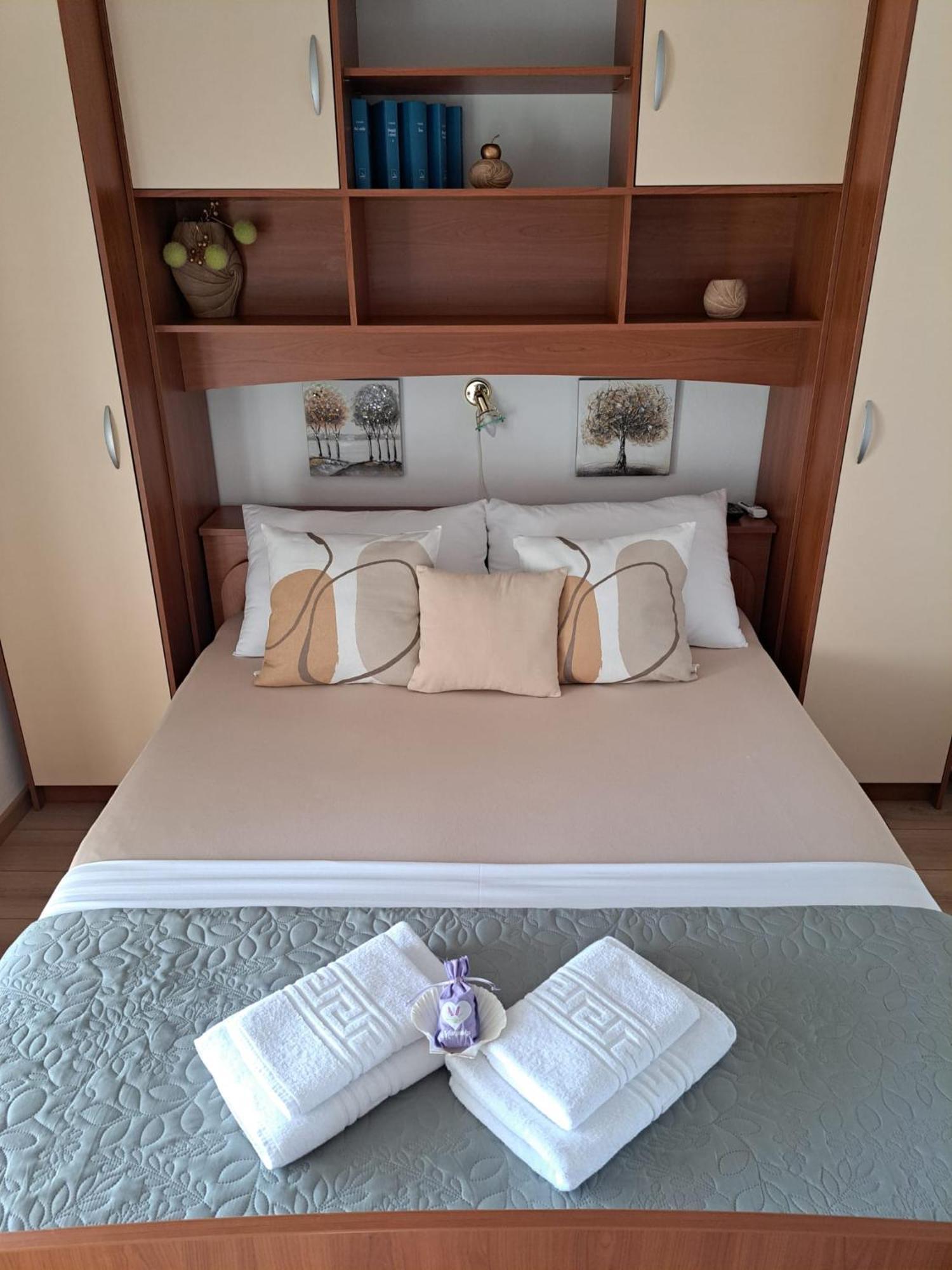 מאקרסקה Apartments Marija מראה חיצוני תמונה