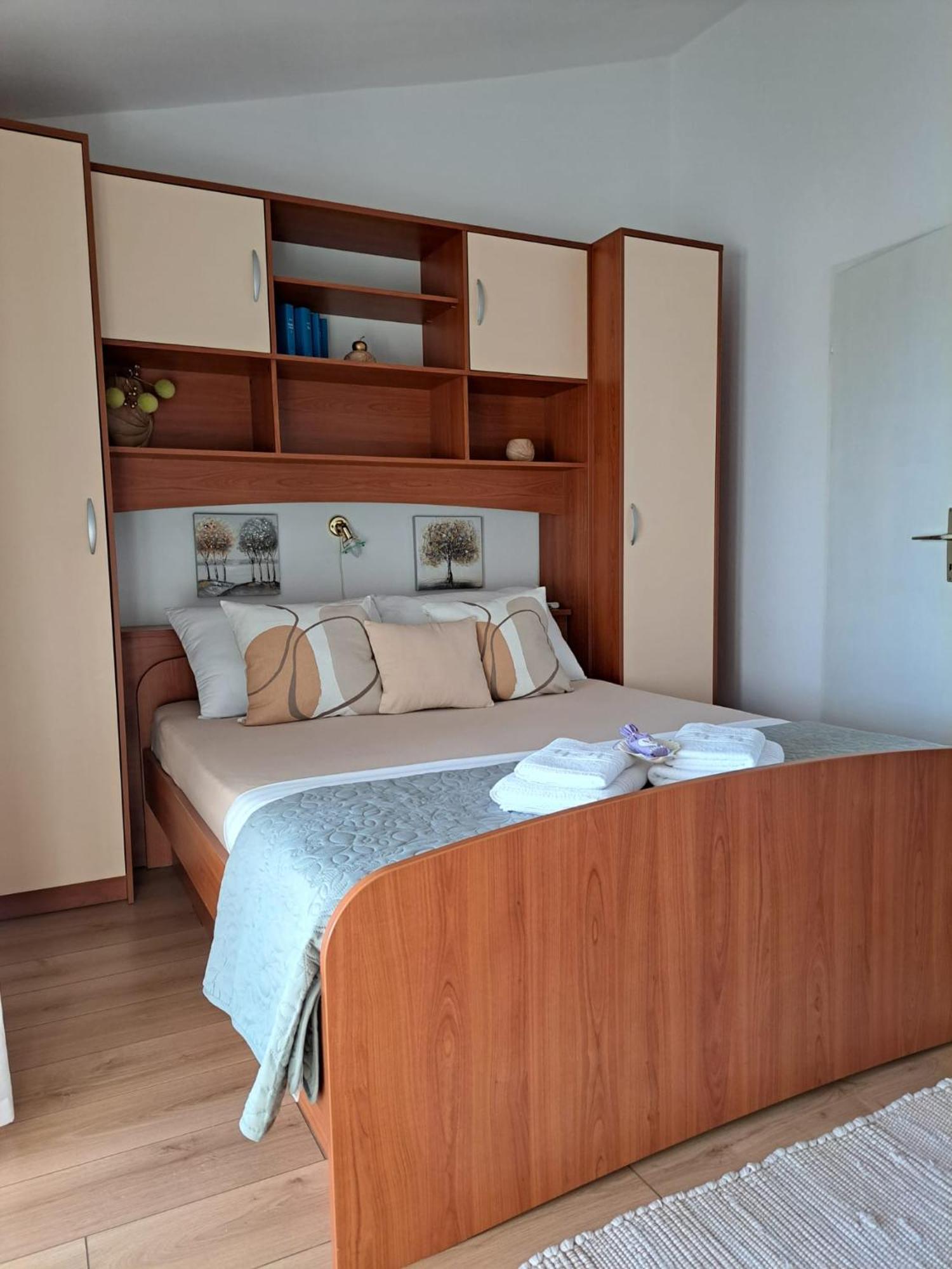 מאקרסקה Apartments Marija מראה חיצוני תמונה