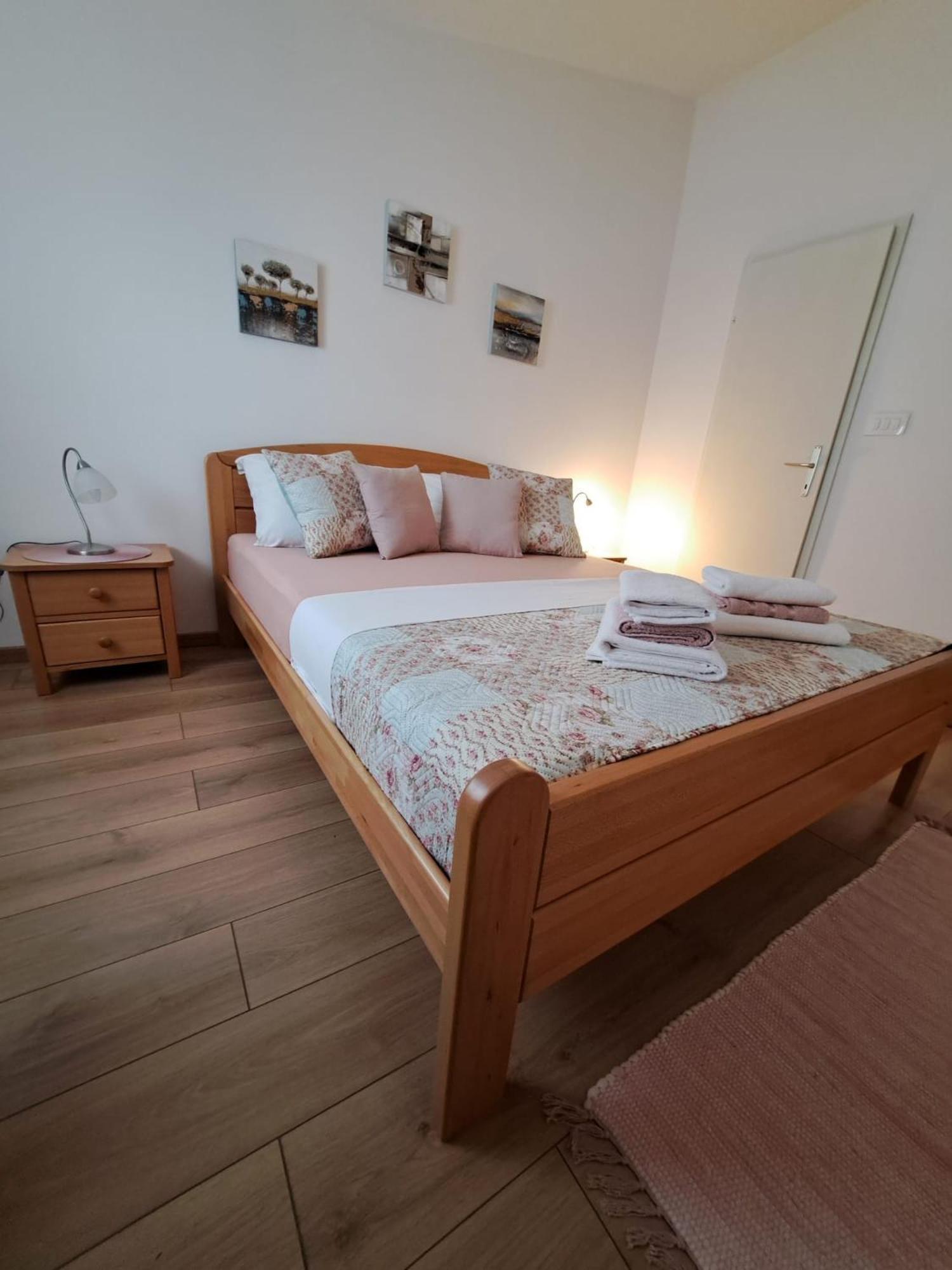 מאקרסקה Apartments Marija מראה חיצוני תמונה